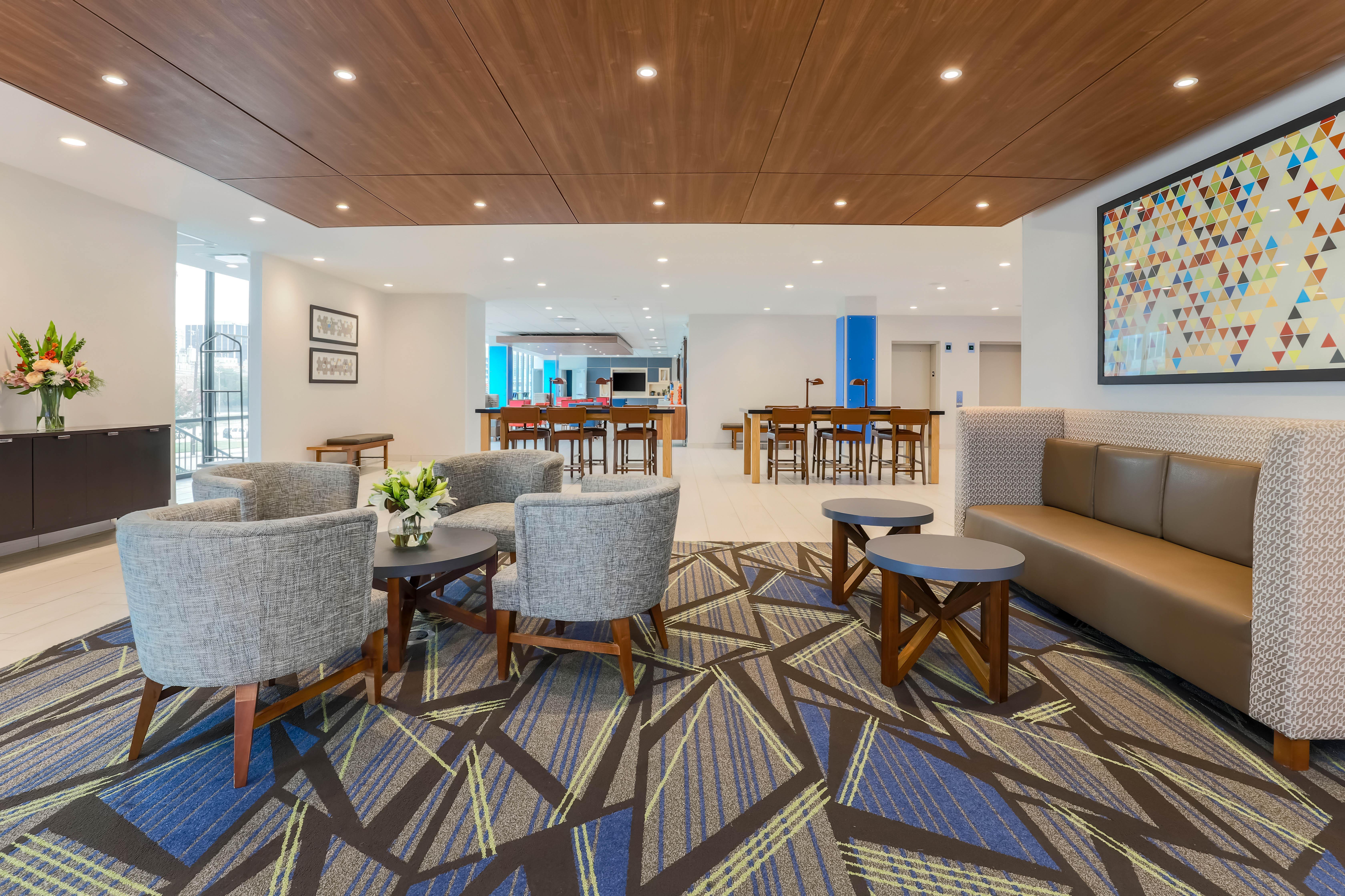 Holiday Inn Express & Suites Fort Worth Downtown By Ihg Exterior photo