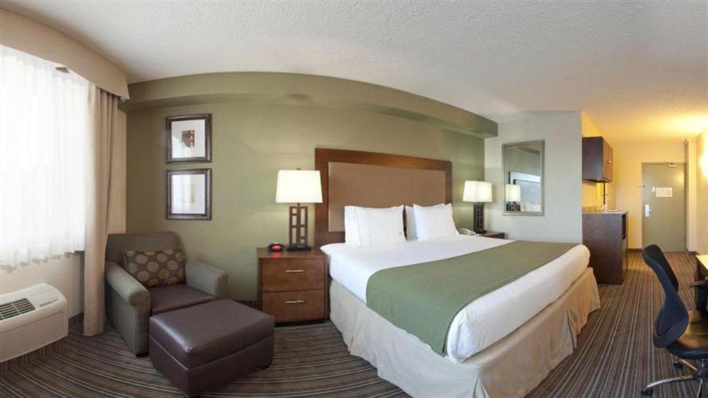 Holiday Inn Express & Suites Fort Worth Downtown By Ihg Exterior photo