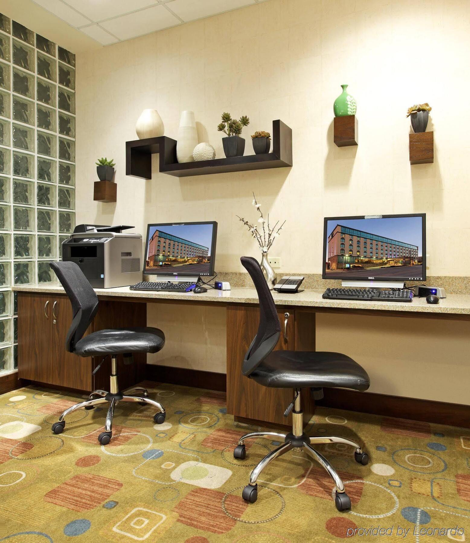 Holiday Inn Express & Suites Fort Worth Downtown By Ihg Exterior photo